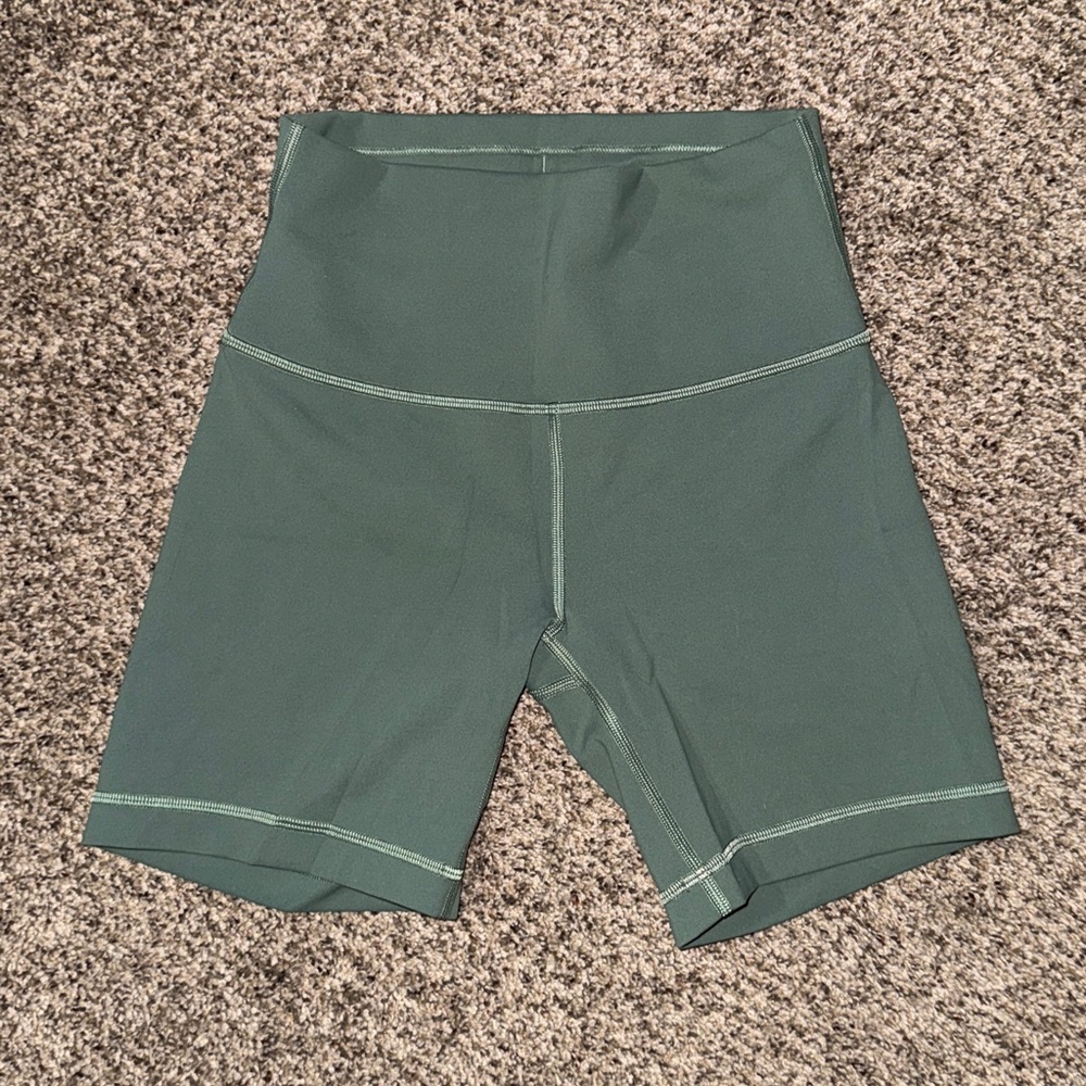 Lululemon Wunder Train High-Rise Short 6" - Picture 2 of 6